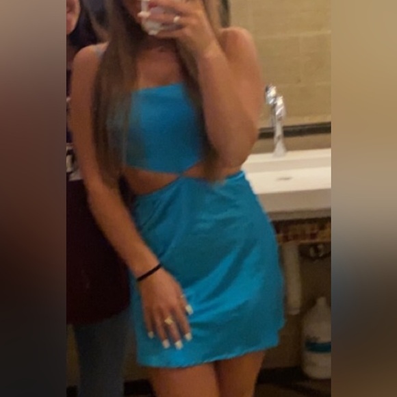 Princess polly blue dress - Picture 2 of 3